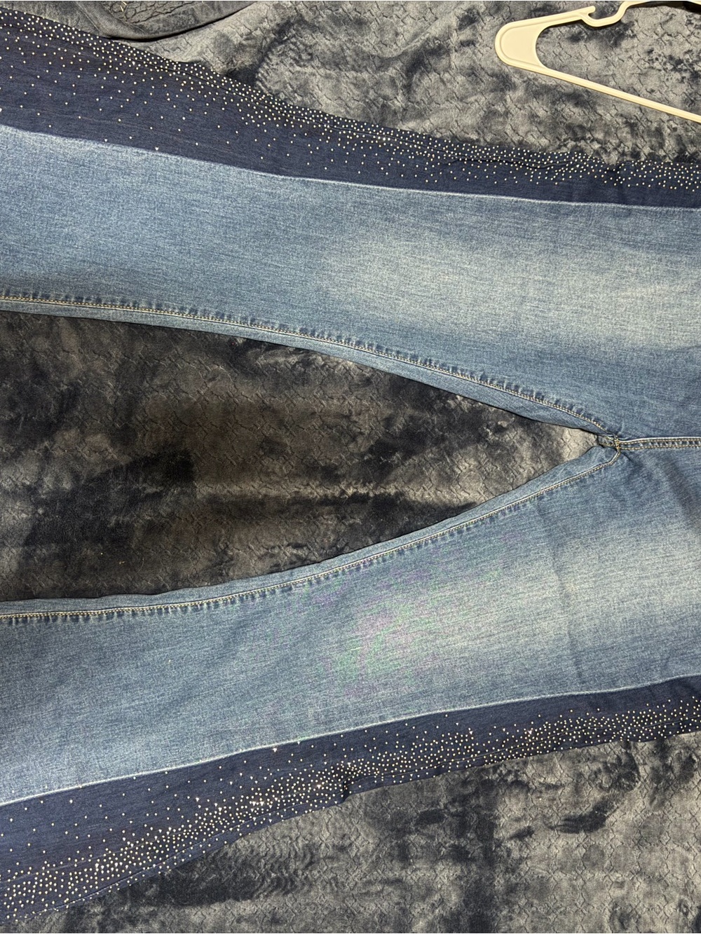 Rose Gal jeans NEW SIZE 3 x Women's Light Blue Embellished Side-Panel Jeans